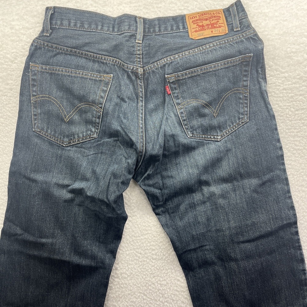 Levi's Jeans Mens 34x32 Blue 559 Denim Relaxed Straight Dark Wash actual 32x30 - Picture 14 of 16